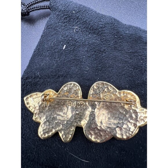 Happy Flowers Enamel Pin - Picture 3 of 4